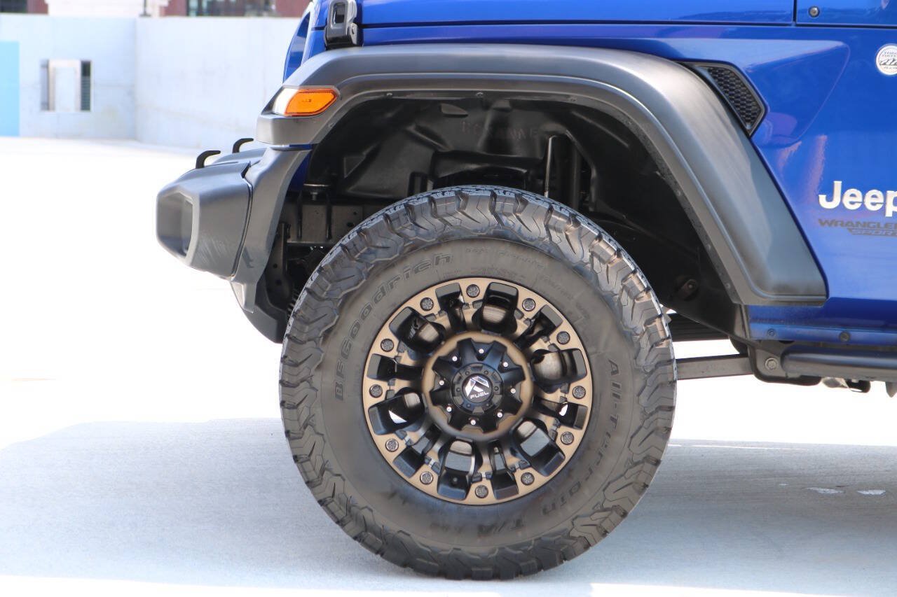 Used 2020 Jeep Wrangler Sport AWD/4WD image 39
