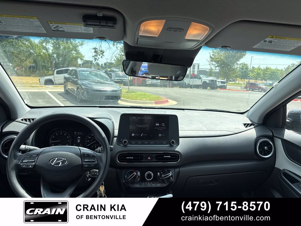 Used 2023 Hyundai Kona SE w/ Cargo Package AWD/4WD image 13