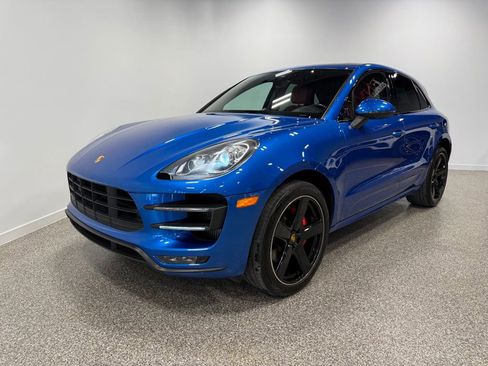 Used 2016 Porsche Macan Turbo image 28