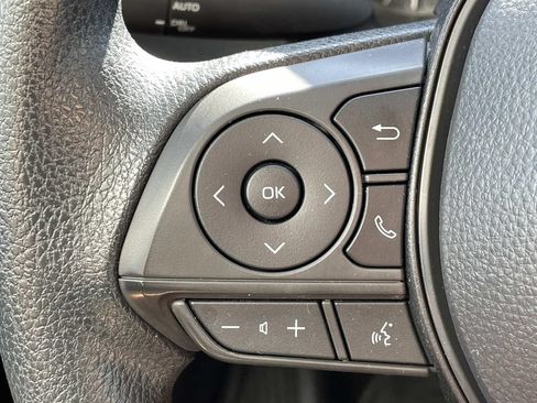 Used 2024 Toyota Corolla LE FWD image 22