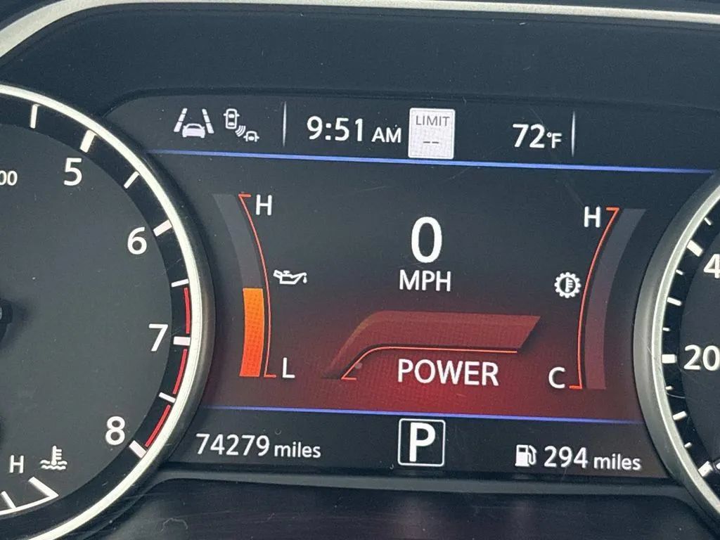 Used 2022 Nissan Maxima SR w/ Sport Mat Group FWD image 33