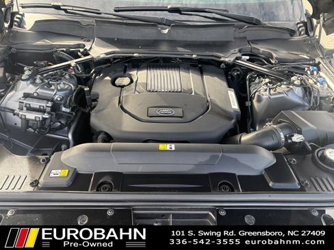 Used 2018 Land Rover Range Rover HSE image 37