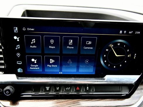 Used 2024 Chevrolet Silverado 2500 LT image 52