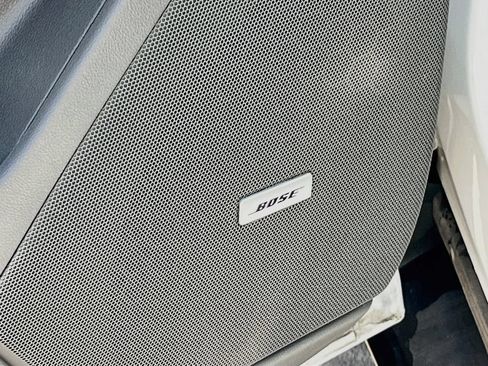 Used 2025 Cadillac XT5 Premium Luxury w/ LPO, Floor Liner Package FWD image 19