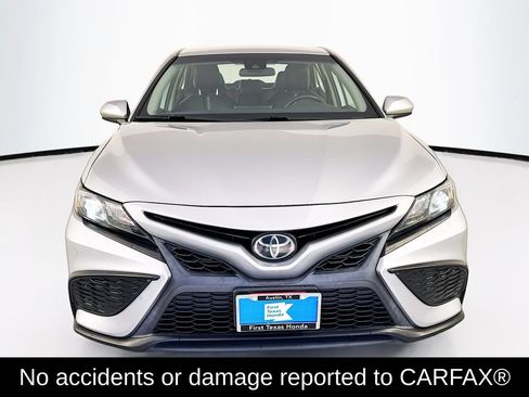 Used 2021 Toyota Camry SE FWD image 2