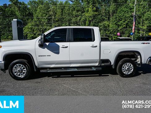 Used 2025 Chevrolet Silverado 2500 LT w/ Convenience Package AWD/4WD image 7