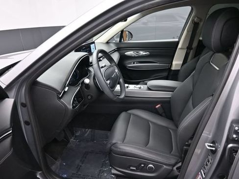 Used 2024 Genesis GV70 2.5T w/ Select Package AWD/4WD image 25