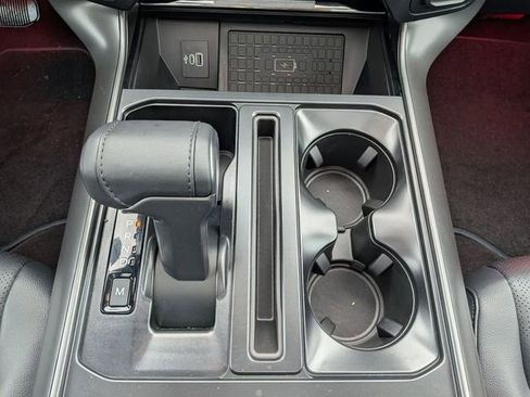 New 2025 Ford F150 Lariat w/ Equipment Group 501A Mid image 19