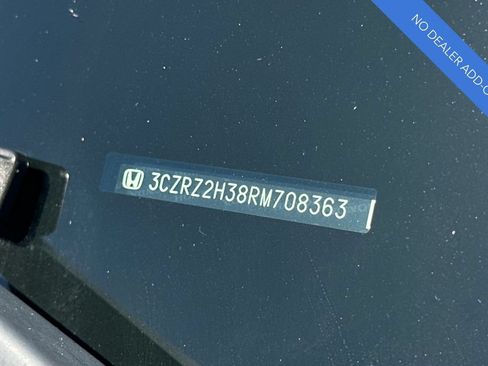 Certified 2024 Honda HR-V LX image 3