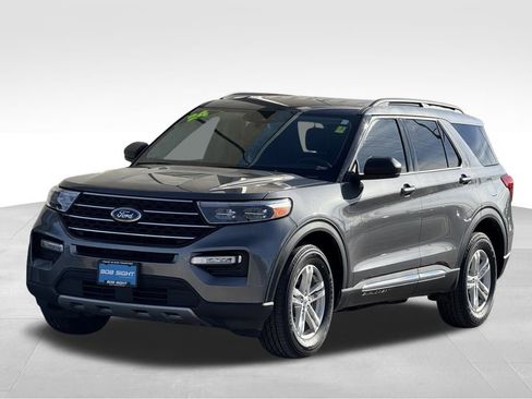 Used 2024 Ford Explorer XLT w/ Equipment Group 202A image 38