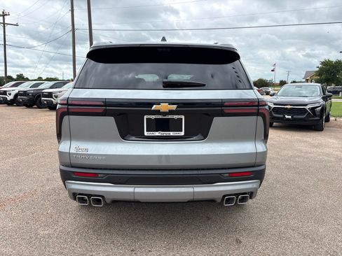 New 2026 Chevrolet Traverse LT w/ Driver Confidence Package FWD image 5
