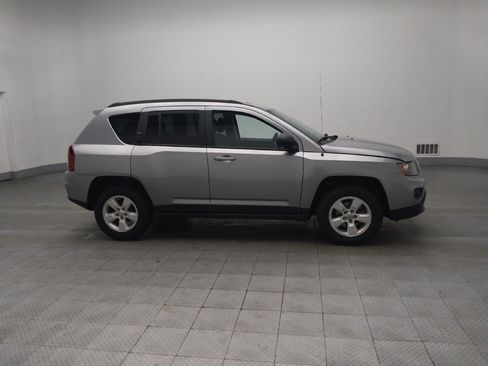 Used 2016 Jeep Compass Sport w/ Power Value Group FWD image 11