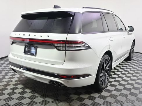 New 2026 Lincoln Aviator Black Label w/ Jet Appearance Package AWD/4WD image 6