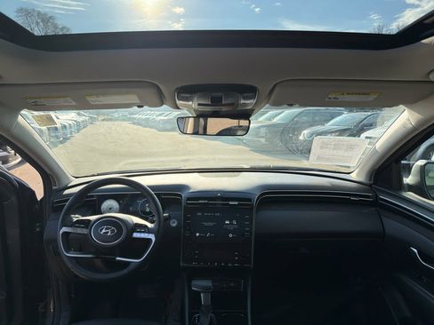 Used 2023 Hyundai Tucson SEL w/ Convenience Package image 7