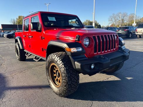 Used 2020 Jeep Gladiator Sport w/ Quick Order Package 24S image 4
