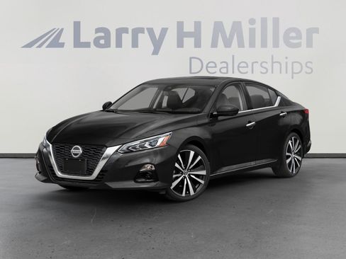 Used 2019 Nissan Altima 2.5 SV image 1