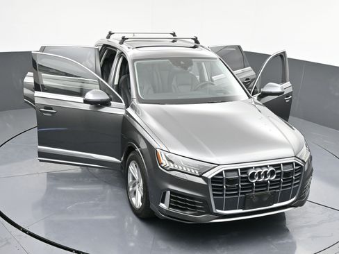 Used 2020 Audi Q7 3.0T Prestige w/ Prestige Package image 47