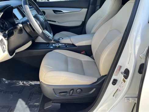 Used 2019 INFINITI QX50 Luxe w/ Navigation Package image 14