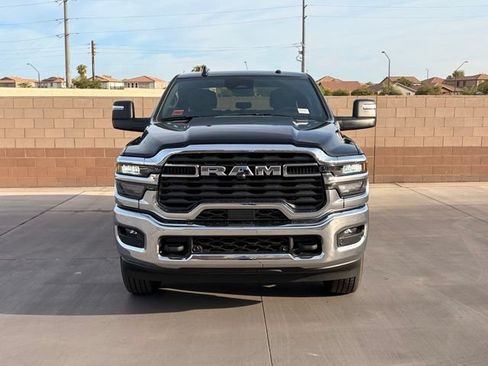Used 2026 RAM 2500 Big Horn AWD/4WD image 3