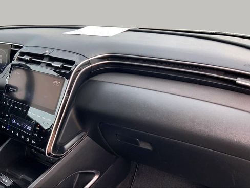 Used 2022 Hyundai Tucson Limited FWD image 17