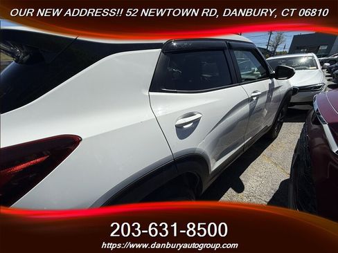 Used 2022 Chevrolet TrailBlazer LT w/ Convenience Package AWD/4WD image 6