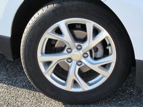 Used 2020 Chevrolet Equinox Premier image 7