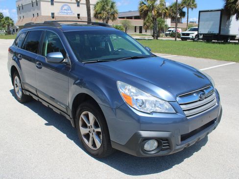 Used 2013 Subaru Outback 2.5i Premium w/ Popular Pkg 1B AWD/4WD image 17