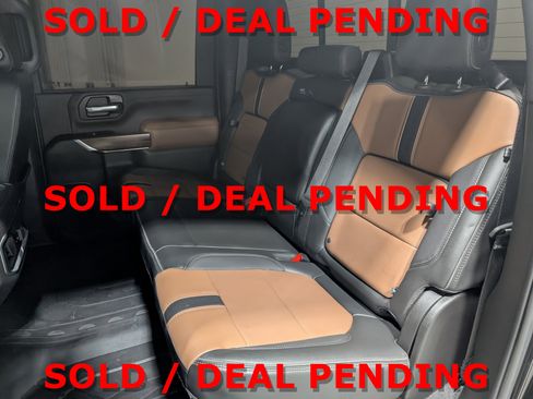 Used 2022 Chevrolet Silverado 3500 High Country image 18