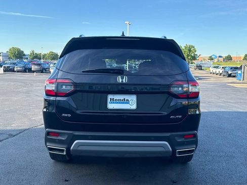 Certified 2025 Honda Pilot Elite image 6