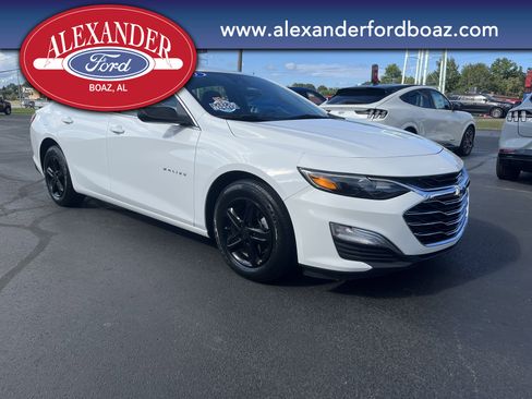 Used 2023 Chevrolet Malibu LS image 3