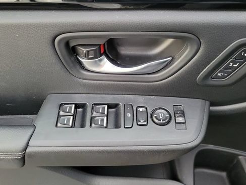 Used 2024 Honda Pilot EX-L image 16