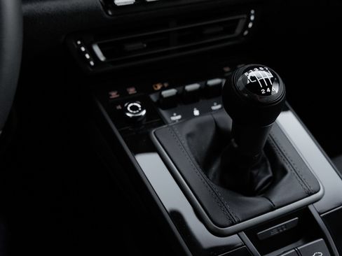 Certified 2024 Porsche 911 Carrera GTS RWD image 23