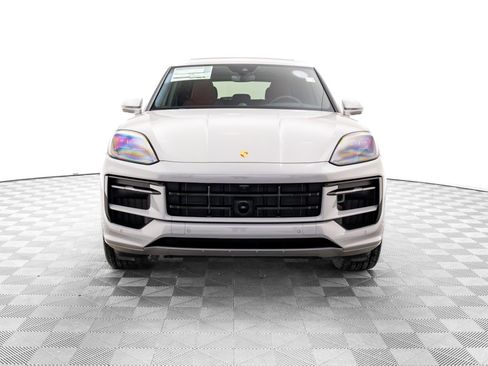 New 2026 Porsche Cayenne GTS image 9