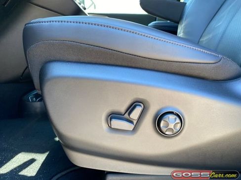New 2027 Chrysler Pacifica Select AWD/4WD image 26