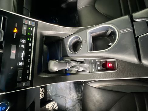 Used 2020 Toyota Avalon XSE w/ All Weather Liner Package FWD image 25