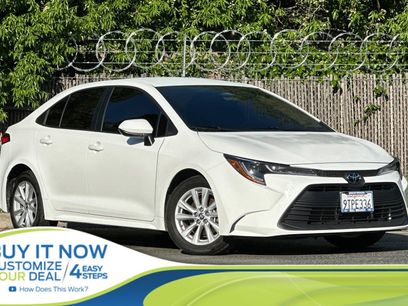 Used 2025 Toyota Corolla LE w/ LE Premium Package