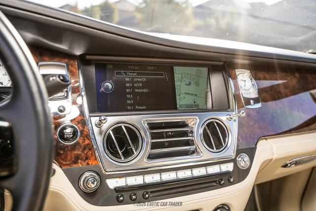 Used 2013 Rolls-Royce Ghost RWD image 87