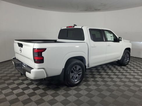 New 2026 Nissan Frontier SV w/ SV Convenience Package RWD image 4