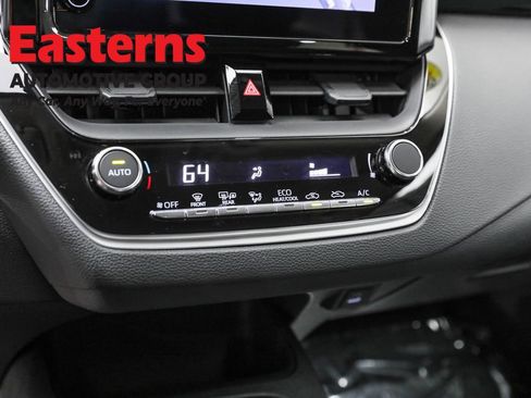 Used 2023 Toyota Corolla LE w/ LE Convenience Package image 20