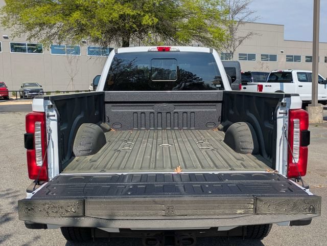 New 2026 Ford F250 Lariat w/ Black Appearance Package AWD/4WD image 11