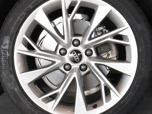 Used 2022 Audi A5 2.0T Premium image 7