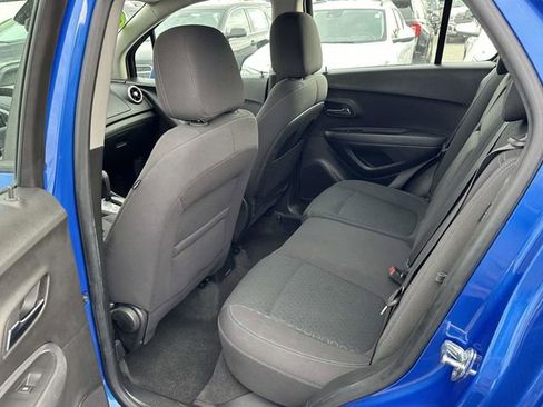 Used 2016 Chevrolet Trax LS image 19