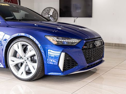 Used 2022 Audi RS 7 Sportback w/ RS 7 Executive Package AWD/4WD image 3
