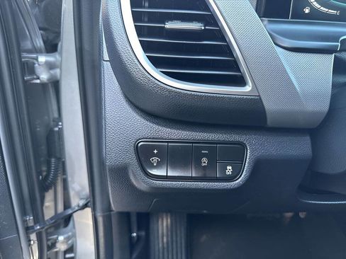 Used 2026 Kia Seltos LX AWD/4WD image 17