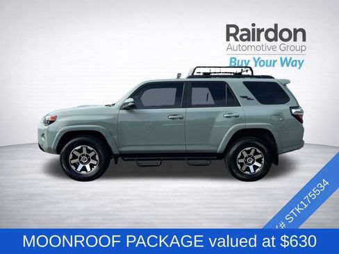 Used 2023 Toyota 4Runner TRD Off-Road Premium w/ Moonroof Package AWD/4WD image 4