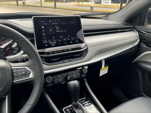 New 2026 Jeep Compass Limited image 6