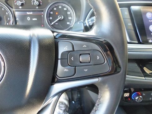 Used 2023 Buick Enclave Essence AWD/4WD image 25