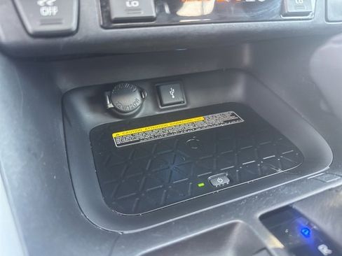 Used 2020 Toyota RAV4 XSE image 22