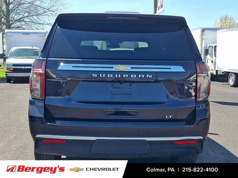 Certified 2024 Chevrolet Suburban LT AWD/4WD image 6