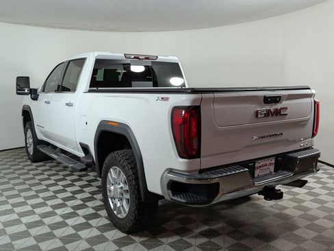 Used 2020 GMC Sierra 2500 SLT w/ SLT Premium Plus Package AWD/4WD image 5
